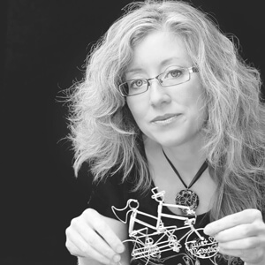 Heather Boyd - Wire lady - HeatherBoydWire.com